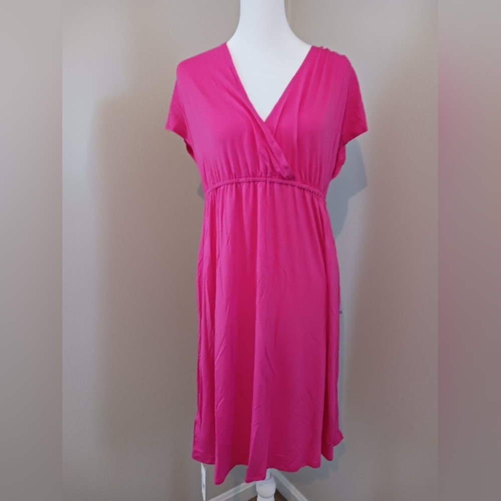 NWT! Beachsissi fashion deep v neck solid color mini dress.
